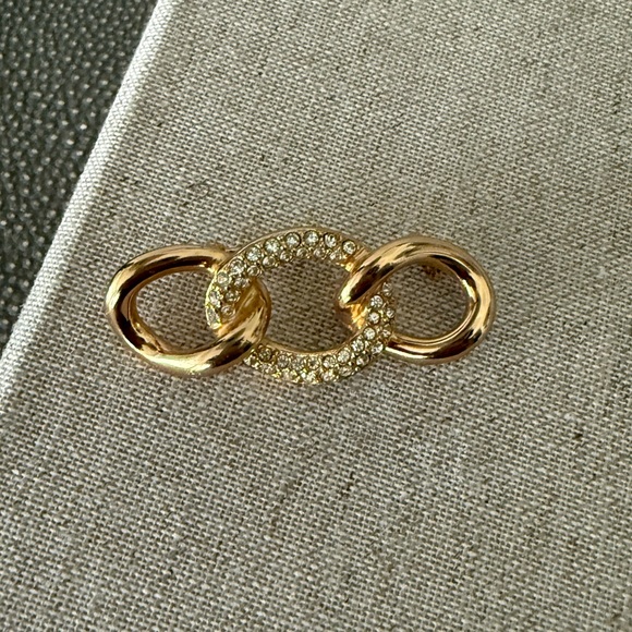 Christian Dior Brooch - Picture 2 of 9